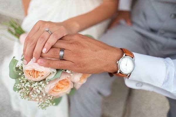 Combien Coûte Vraiment un Photographe de Mariage ? Découvrez les Tarifs et Ce Qu'ils Incluent
