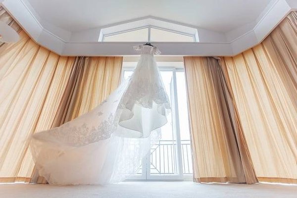 Trouvez la Robe de Mariée Parfaite pour Votre Morphologie : Conseils et Astuces Sur-Mesure